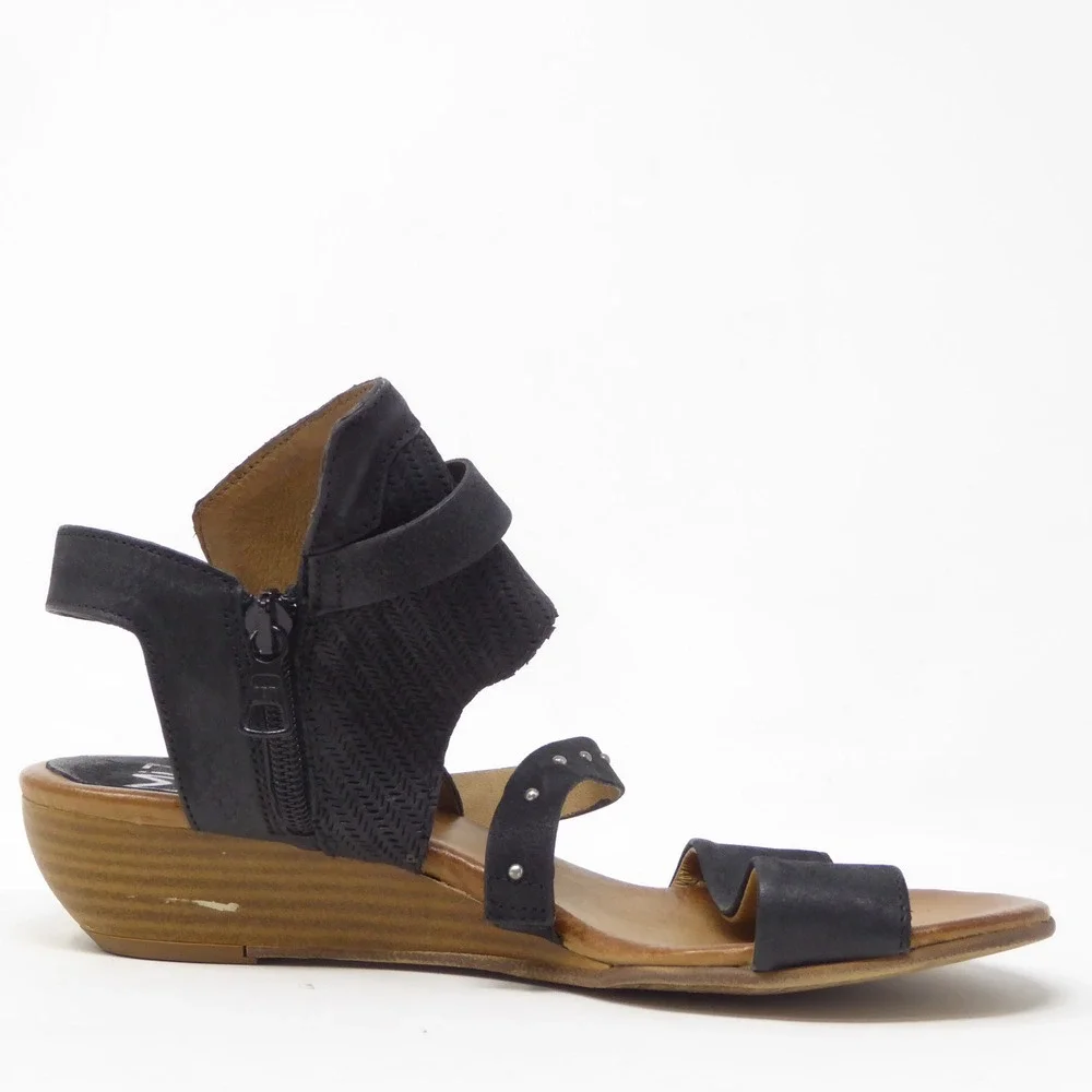 Miz Mooz Womens Farley Wedge Sandals Black Leather Studded Buckle 38 / 7.5